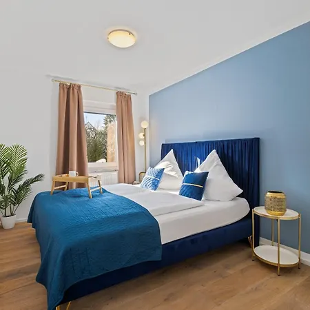 Goldcream - Modern - Netflix - Free Parking Apartment