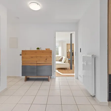Apartment Goldcream - Modern - Netflix - Free Parking Guenzburg