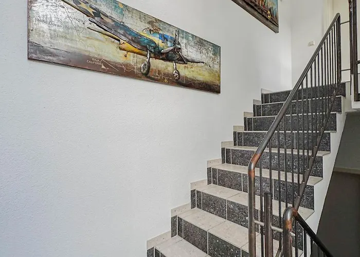Adn Goldcream - Luxury - Netflix - Free Parking Appartement Günzburg